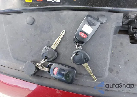 2017 Hyundai Elantra Se из США, поврежденный, VIN KMHD84LFXHU274856